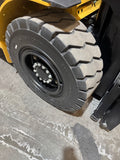2021 CATERPILLAR/MITSUBISHI FG50CN1 11000 LB CAPACITY LP GAS FORKLIFT PNEUMATIC 94/189" 3 STAGE MAST SIDE SHIFTER 1134 HOURS STOCK # BF9296319-BUF - United Lift LLC