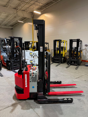 2013 RAYMOND RSS40 4000 LB ELECTRIC FORKLIFT WALKIE STACKER 86/128" 2 STAGE MAST CUSHION SIDE SHIFTER 3316 HOURS STOCK # BF943189-BUF - United Lift LLC