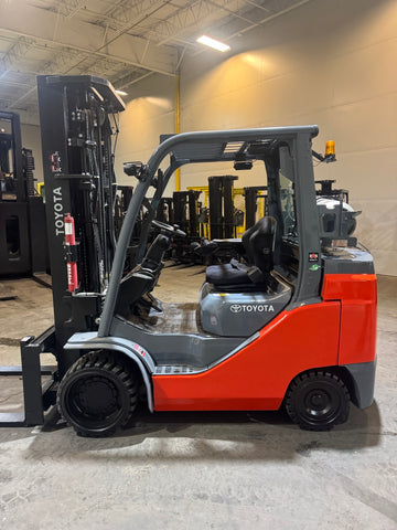 2020 TOYOTA 8FGC35U 8000 LB LP GAS FORKLIFT CUSHION 98/218" 3 STAGE MAST SIDE SHIFTER PLUMBED 4 WAYS TO CARRIAGE 1492 HOURS STOCK # BF9141329-BUF