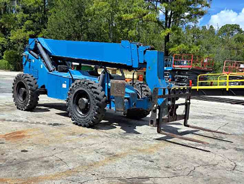 2019 GENIE GTH1056 10000 LB DIESEL TELESCOPIC FORKLIFT TELEHANDLER PNEUMATIC 4WD OUTRIGGERS OPEN CAB 3526 HOURS STOCK # BF9603589-WIBFL - United Lift LLC