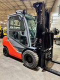2013 TOYOTA 8FGU25 5000 LB LP GAS FORKLIFT PNEUMATIC 87/189" 3 STAGE MAST 2438 HOURS SIDE SHIFTING FORK POSITIONER ENCLOSED CAB STOCK # BF983689-BUF