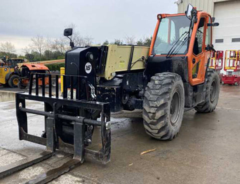 2022 JLG 1644 16000 LB DIESEL TELESCOPIC FORKLIFT TELEHANDLER PNEUMATIC 4WD ENCLOSED CAB WITH HEAT AND AC 740 HOURS STOCK # BF91795129-NLE - United Lift LLC