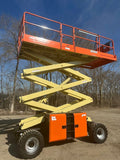 2018 JLG 330LRT SCISSOR LIFT 33' REACH DIESEL ROUGH TERRAIN 4WD 994 HOURS STOCK # BF9285149-RIL2 - United Lift LLC