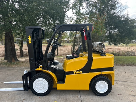2019 YALE GLP080VX 8000 LB LP GAS FORKLIFT PNEUMATIC 86/173" 3 STAGE MAST SIDE SHIFTER 6209 HOURS STOCK # BF9285149-TXB