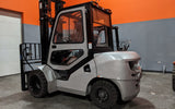 2021 VIPER FD35 8000 LB DIESEL FORKLIFT DUAL PNEUMATIC TIRES 101/157" 2 STAGE MAST SIDE SHIFTING FORK POSITIONER ENCLOSED CAB STOCK # BF9343219-ILIL - United Lift Used & New Forklift Telehandler Scissor Lift Boomlift